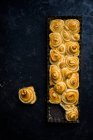 Веганський торт з абрикосової булочки — стокове фото