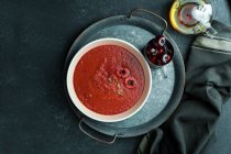 Gazpacho de cereza - cherry and tomato cold spanish creamy soup - foto de stock