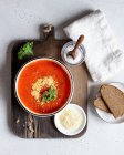 Томатный суп с капустой — стоковое фото