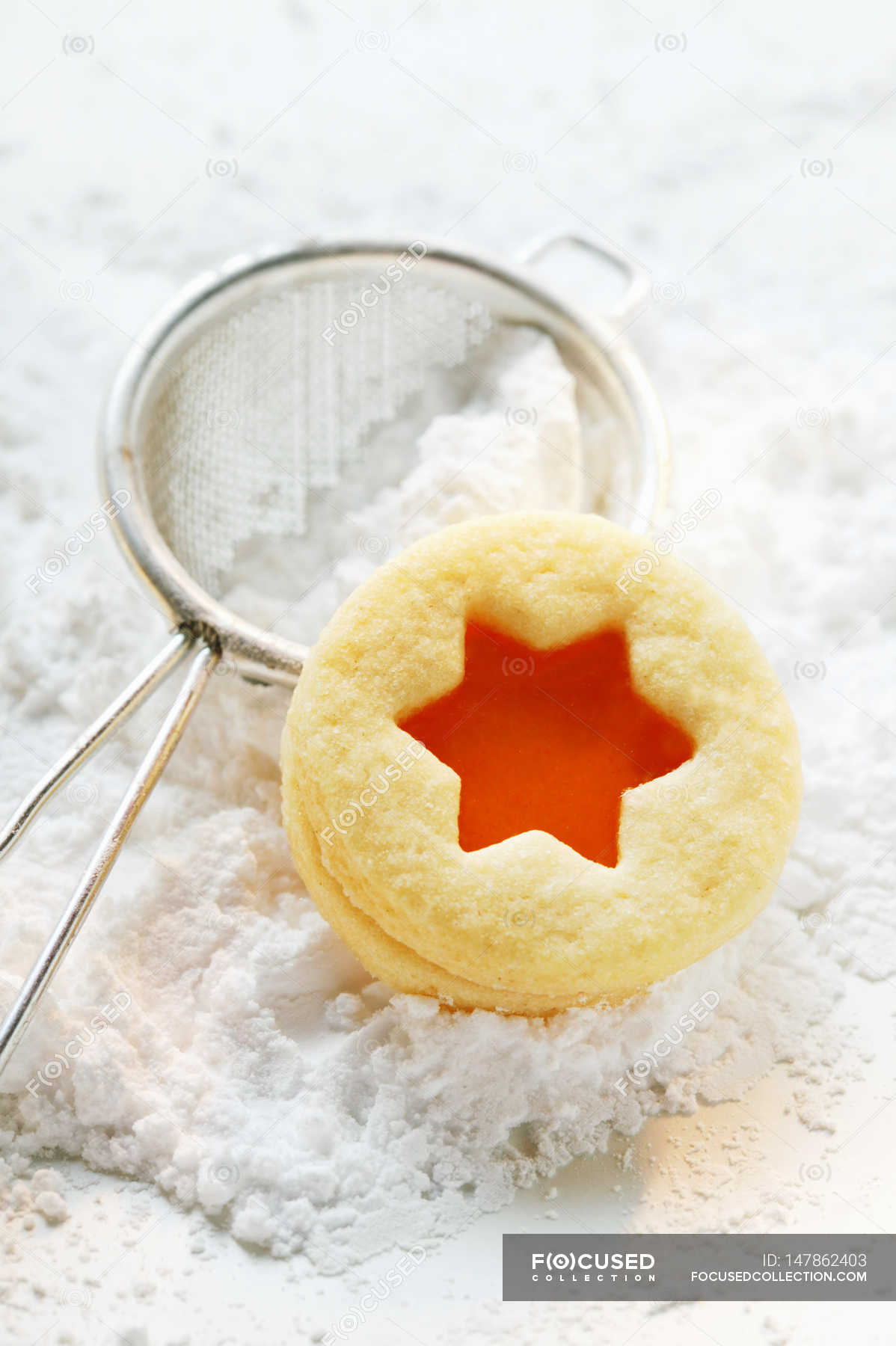 Biscuits with apricot jam — dessert, fruit Stock Photo 147862403