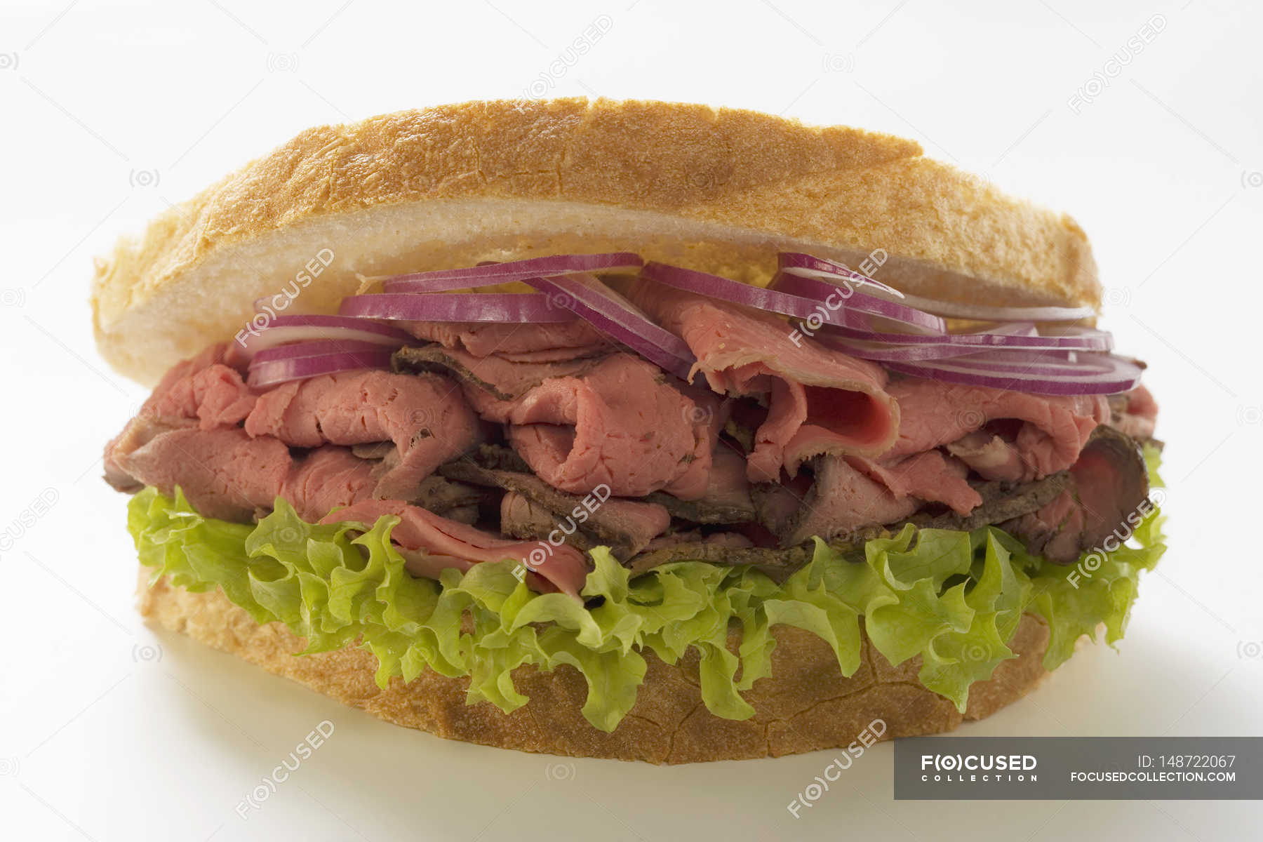 Roast beef and onion sandwich — vegies, meat - Stock Photo | #148722067