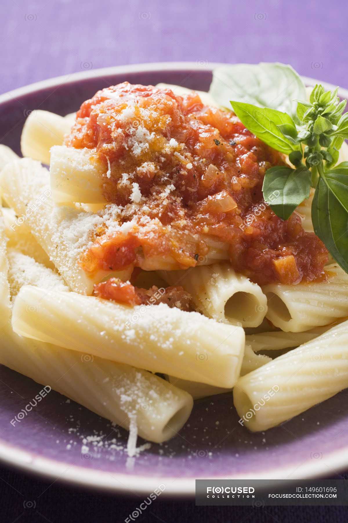 Rigatoni pasta with tomato sauce — Ready To Eat, tasty Stock Photo