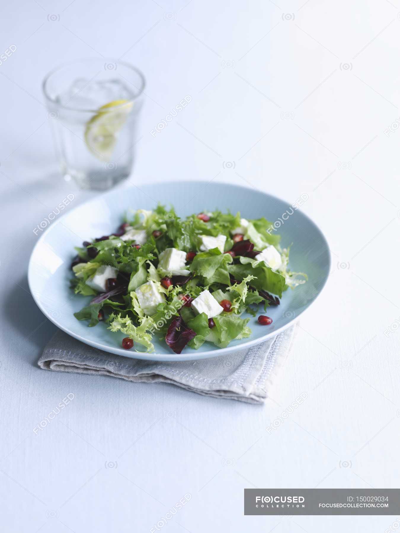 Mixed Leaf Salad — Cuisine, Taste - Stock Photo 