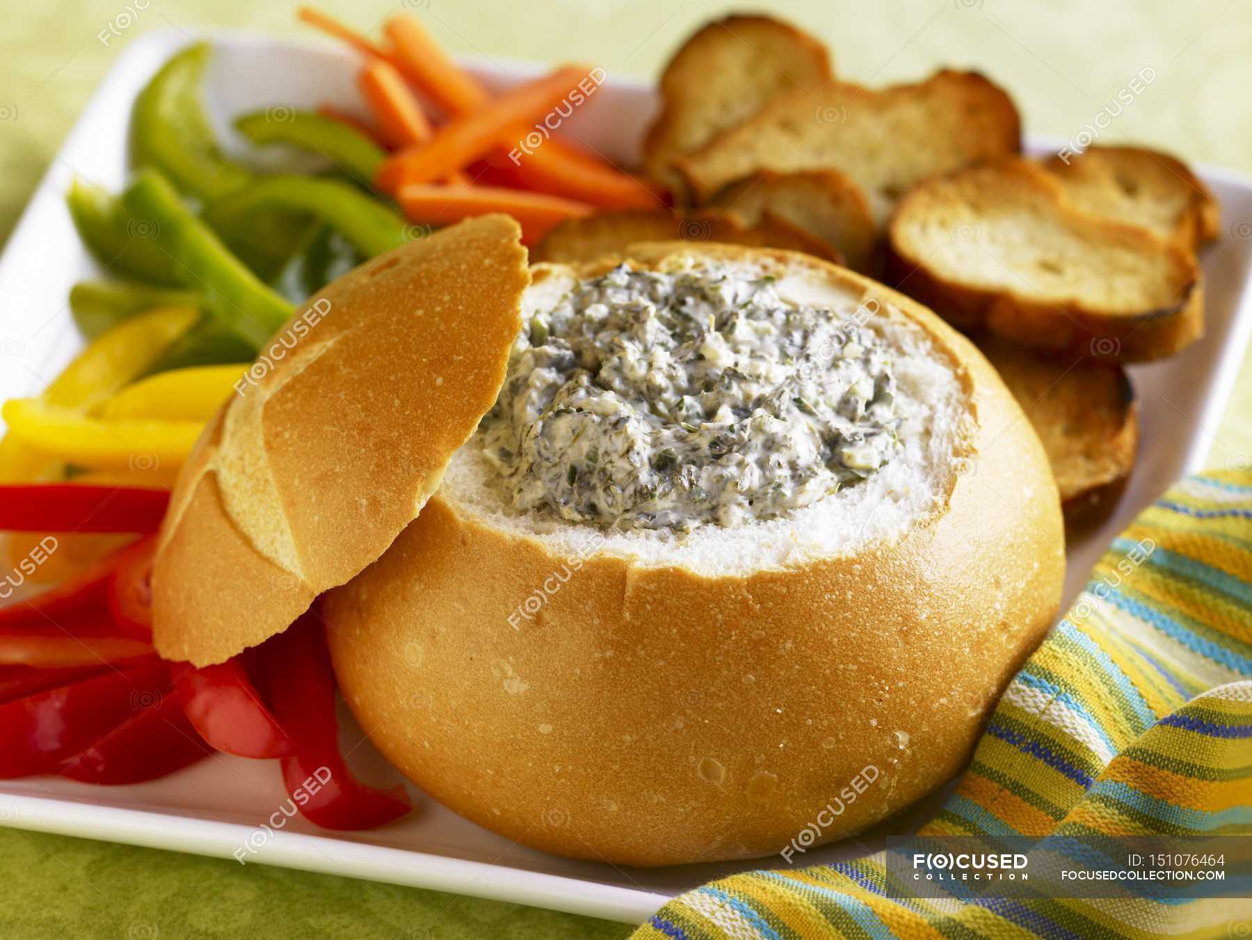 Spinach Dip in Bread — wholesome, wheat Stock Photo 151076464