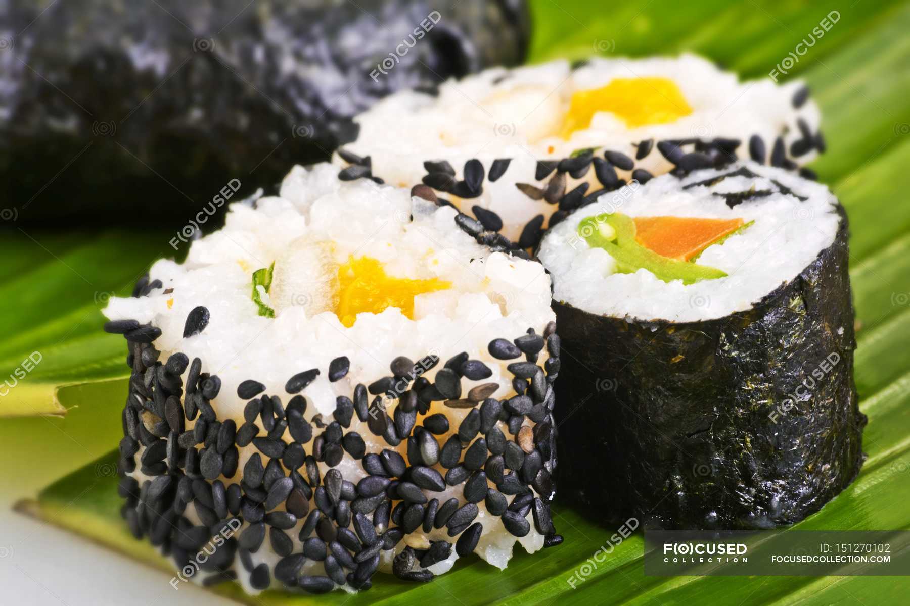 Maki sushi with sesame seeds — asiatic, traditional Stock Photo