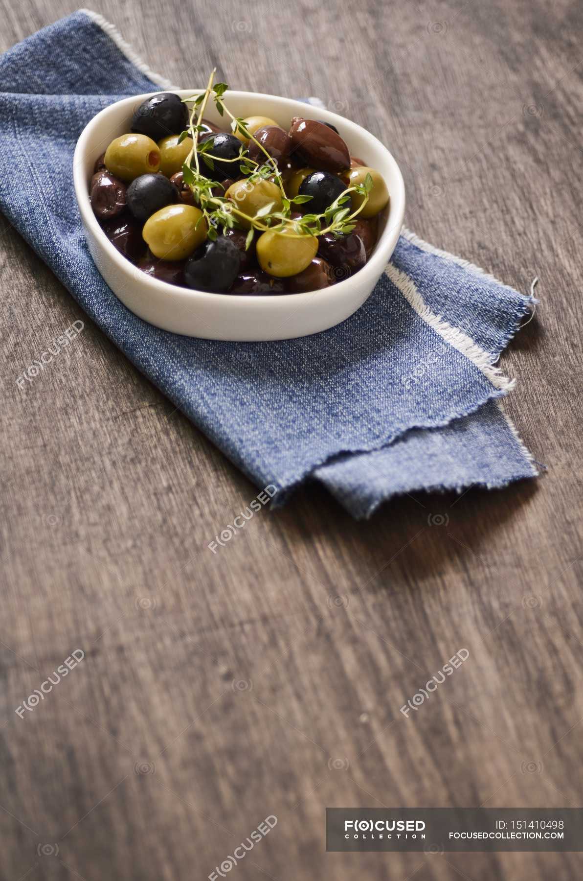 Bowl of colorful olives — nutrition, eco - Stock Photo | #151410498