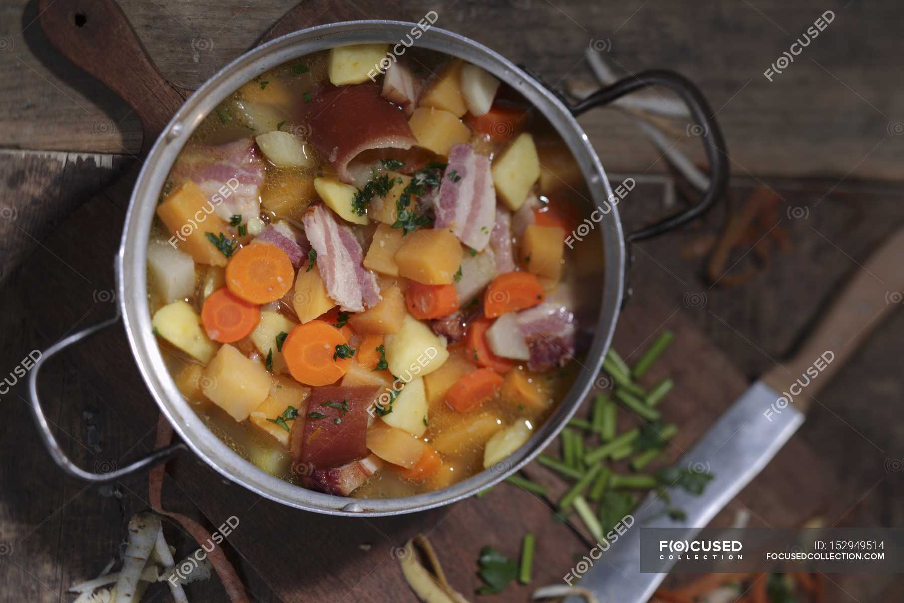 Turnip soup with bacon — gourmet, rustic Stock Photo 152949514