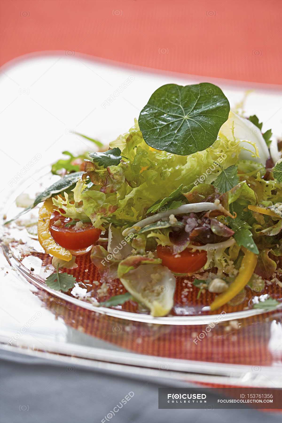Salad leaves with hazelnuts — delicious, Ready To Eat Stock Photo