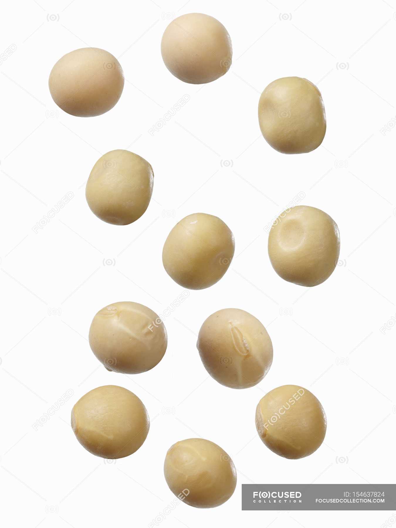 Raw Soya beans — soybeans, fresh picked Stock Photo 154637824