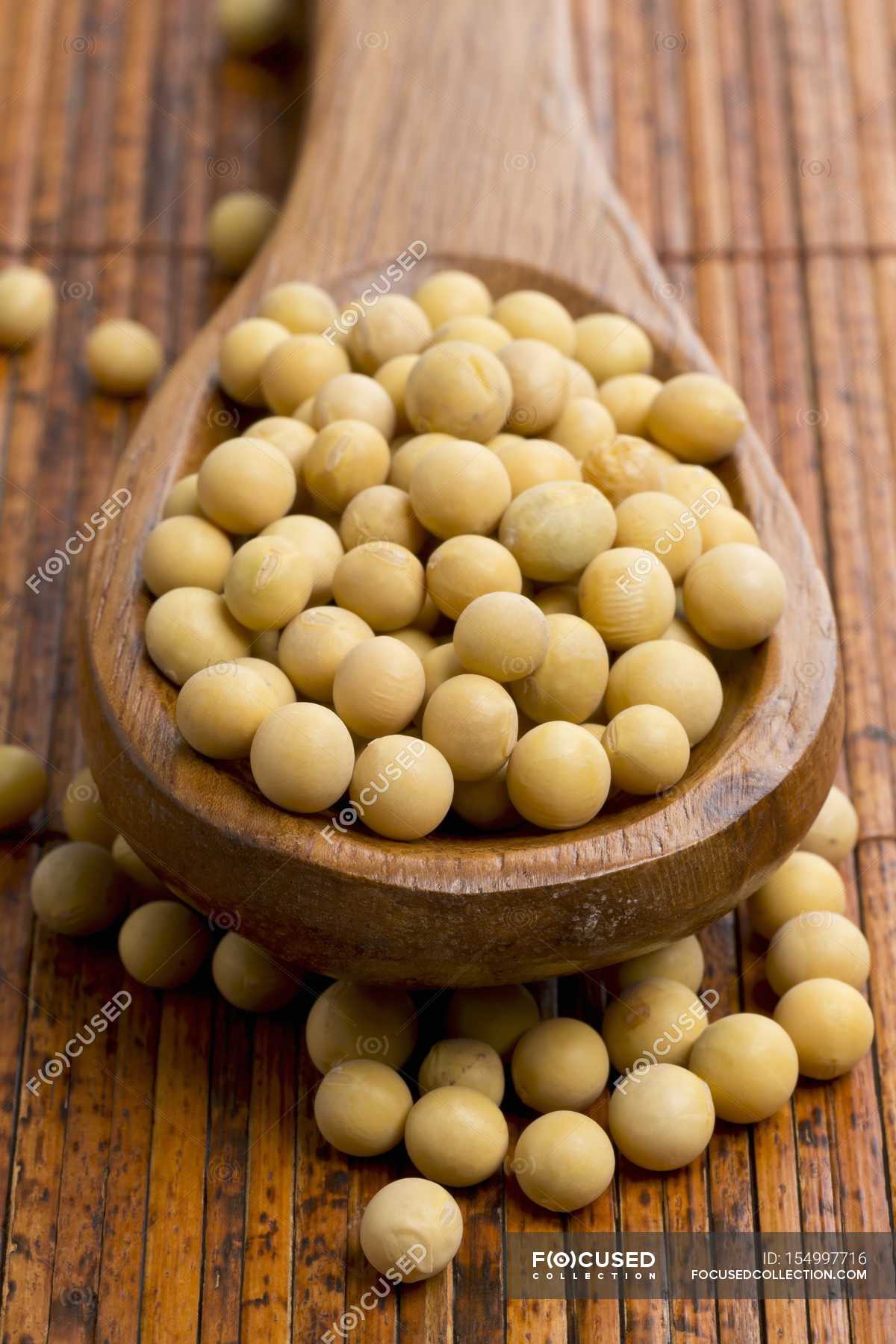 Dried soya beans — appetizer, natural Stock Photo 154997716