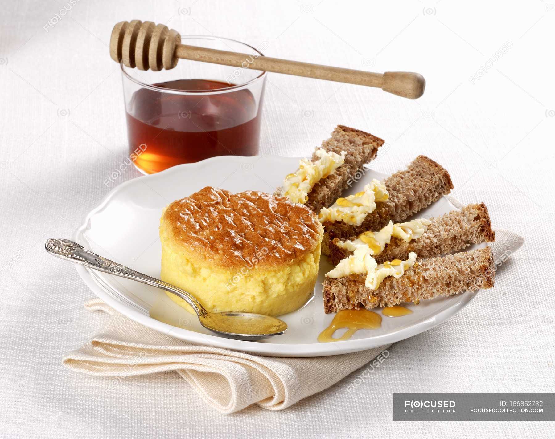 Italian cheese flan — fructose, over - Stock Photo | #156852732