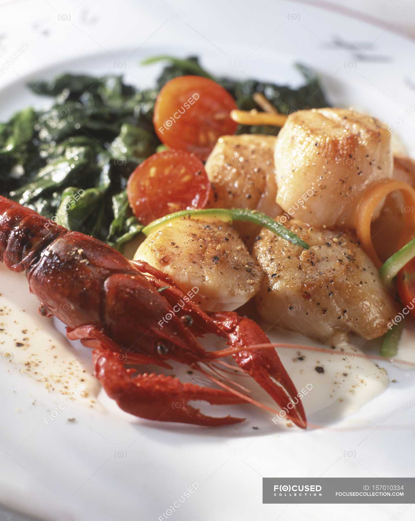 Panfried scallops — taste, bio Stock Photo 157010334