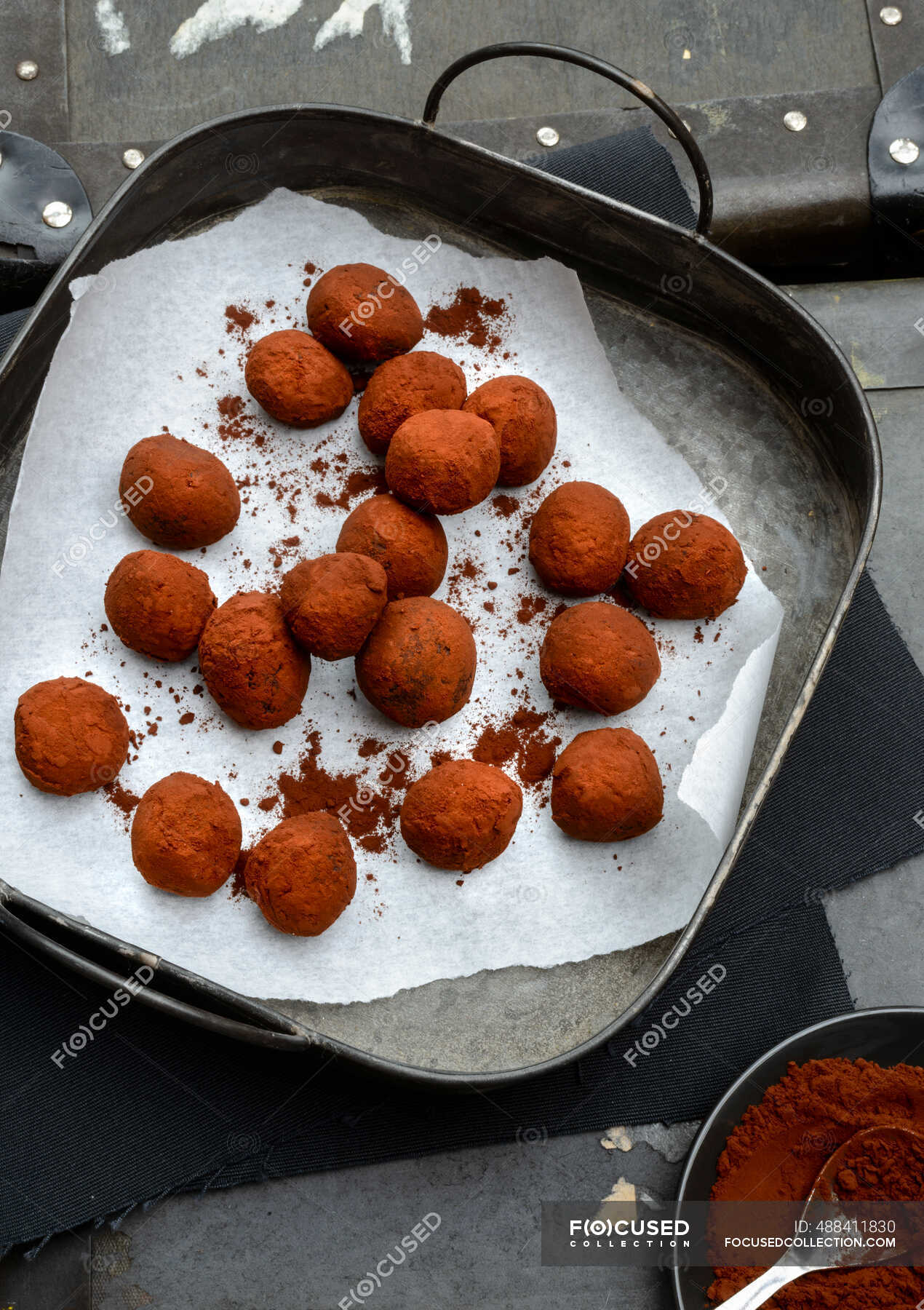 Bean truffles with cocoa powder — vegetable dish, staple Stock Photo