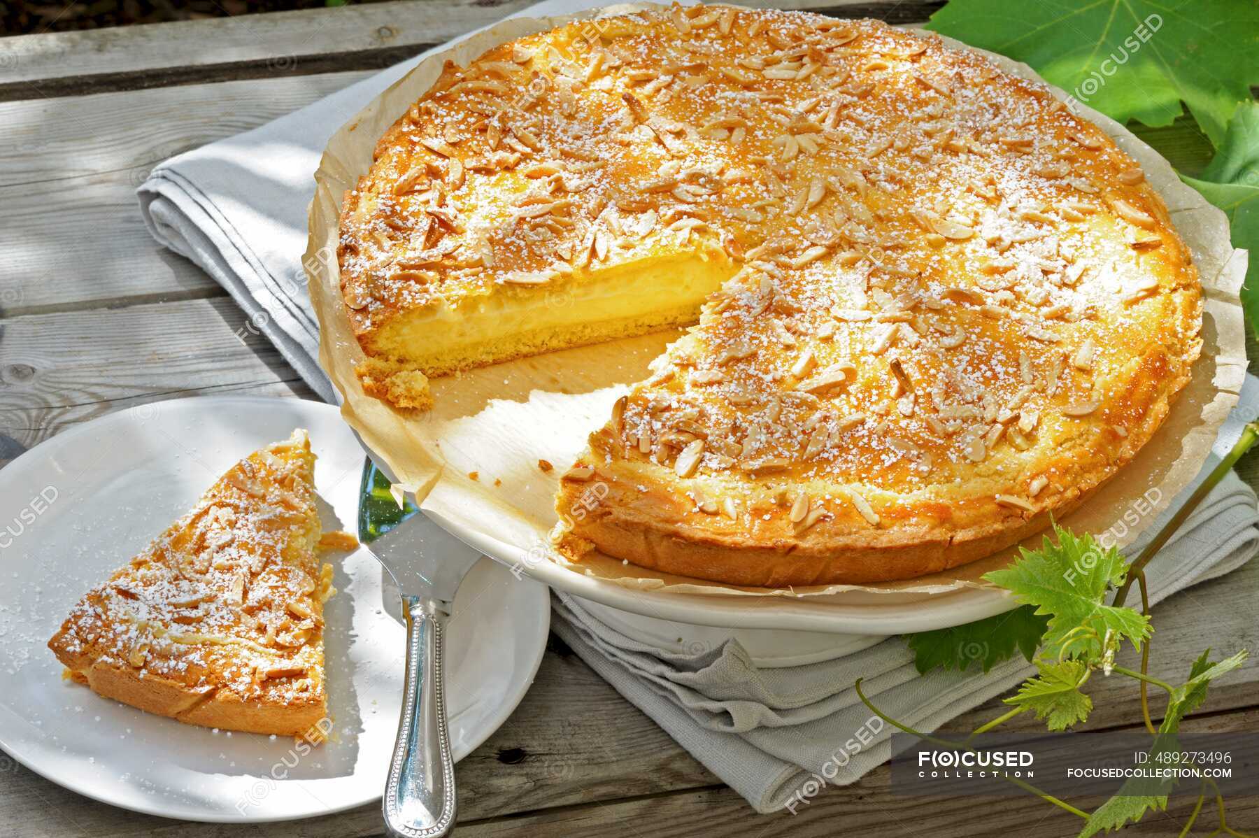Almond cake with ricotta and vanilla pudding cream, sliced — sweet ...