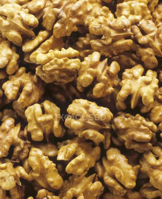Shelled walnuts, macro — Stock Photo