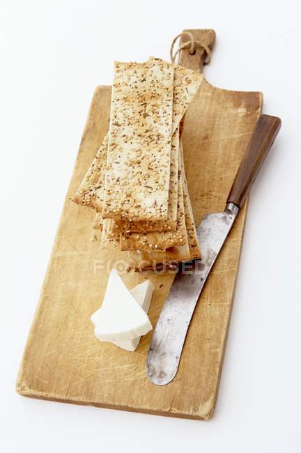 Stacked crackers and cheese — Stock Photo