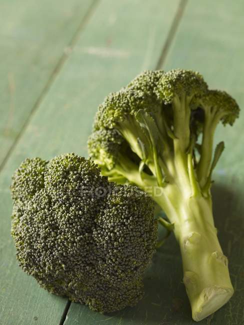Grüner frischer Brokkoli — Stockfoto