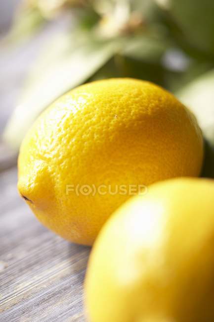 Limoni freschi maturi — Foto stock