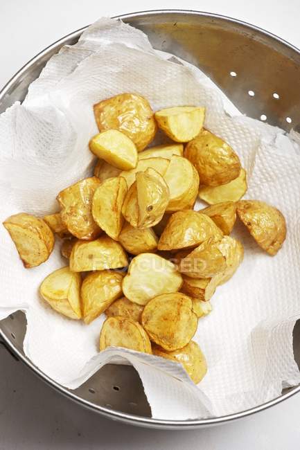Pommes de terre frites séchage — Photo de stock