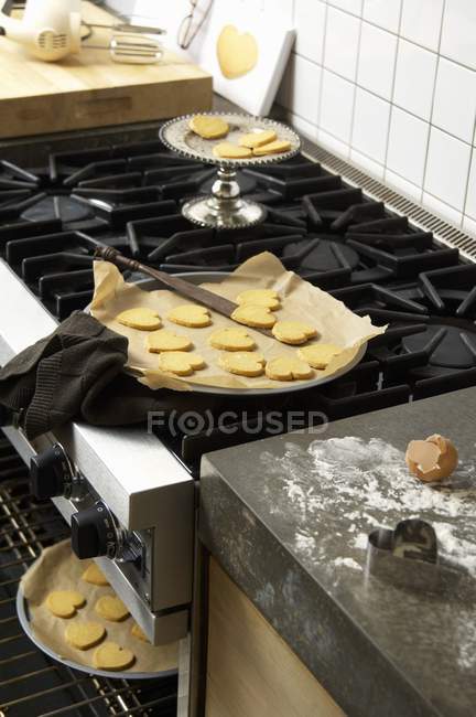 Baked heart biscuits — Stock Photo