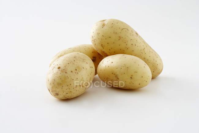 RAW промивають картопля — стокове фото