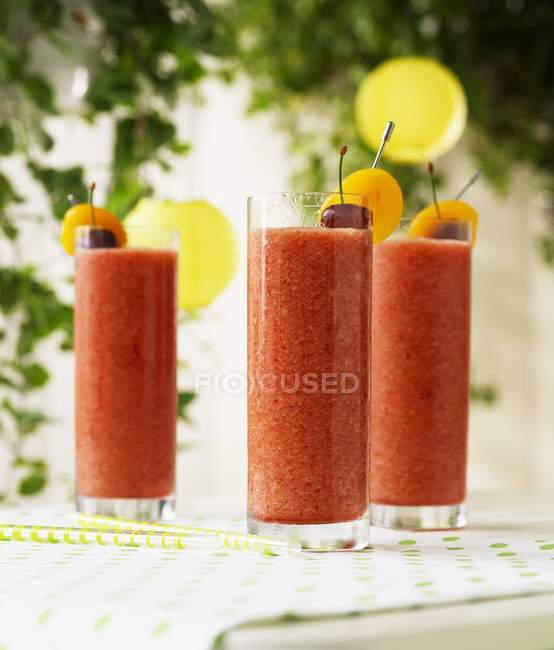Frozen Orchard cocktails — Stock Photo