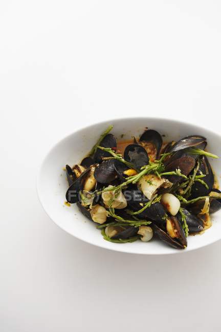 Steamed Mussels with herbs — Stock Photo