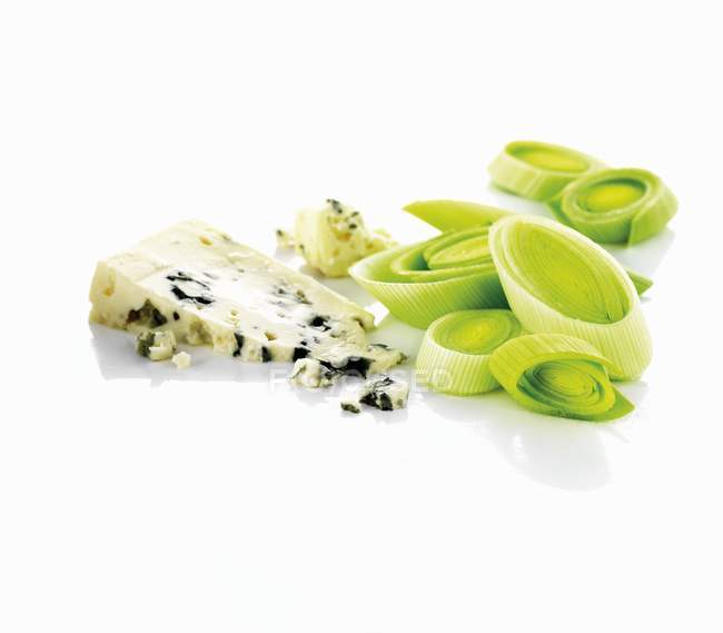 Roquefort cheese and leek rings — Stock Photo