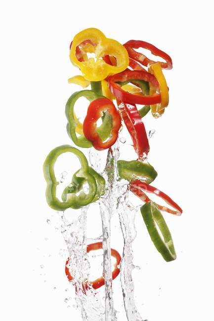 Anéis de pimenta coloridos — Fotografia de Stock