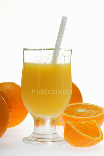 Orange juice in glass — Stock Photo