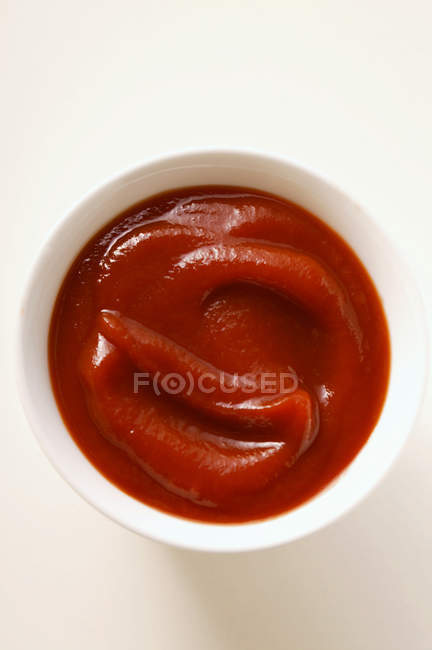 Ketchup in small bowl — Stock Photo