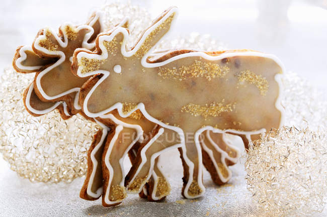 Biscuits sur les décorations de Noël — Photo de stock