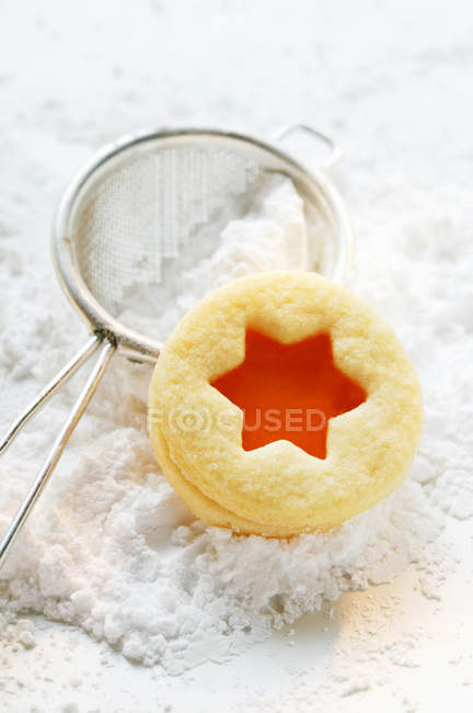Biscoitos com geléia de damasco — Fotografia de Stock