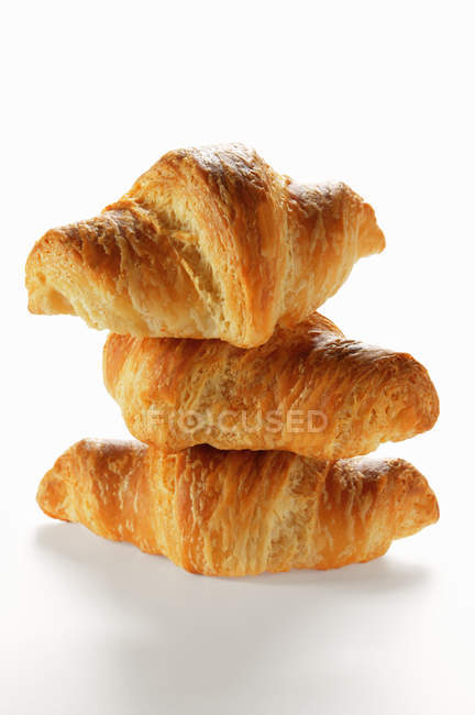 Tre croissant appena sfornati — Foto stock