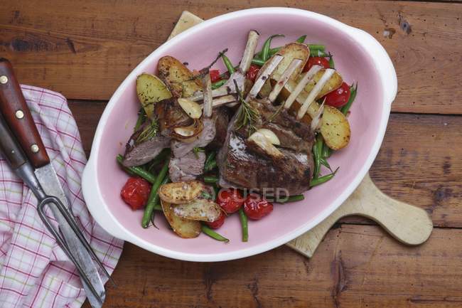 Rack of lamb with fried potatoes — Stock Photo