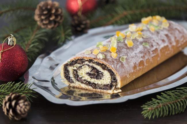 Traditional poppy seed roll cake — Stock Photo