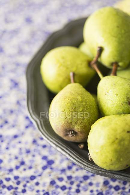 Peras frescas maduras - foto de stock