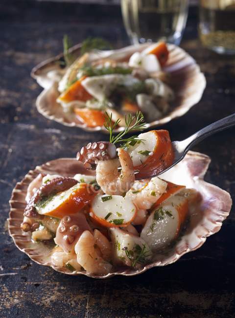 Cocktail de frutos do mar com lula — Fotografia de Stock
