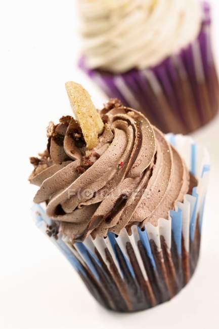 Chocolate cupcakes with Gianduia cream — Stock Photo
