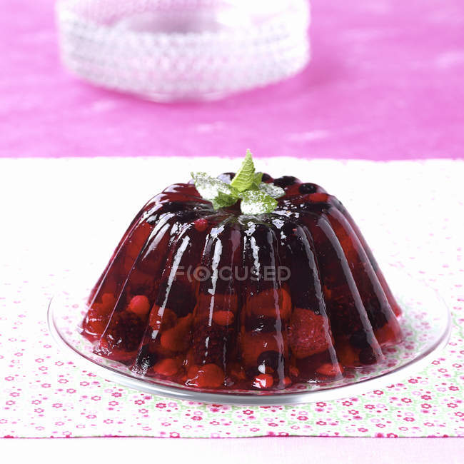 Rose wine jelly — Stock Photo