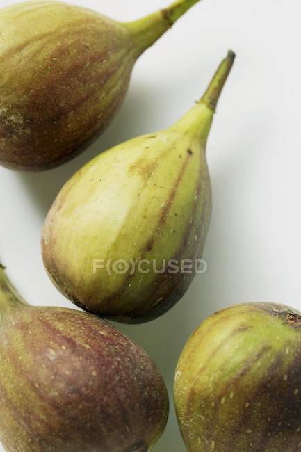 Quatre figues fraîches — Photo de stock
