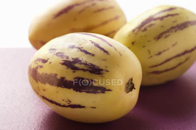Fresh pepino melons — Stock Photo