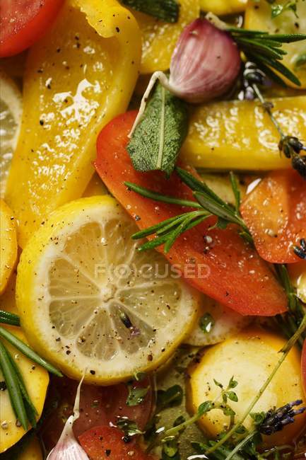 Pickled vegetables with herbs and garlic — Stock Photo