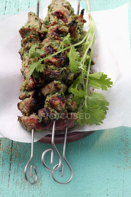 Kebabs épicés à la coriandre — Photo de stock