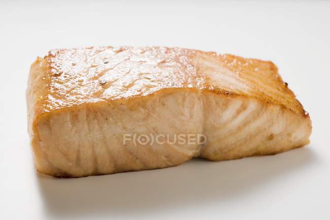 Fried salmon steak — Stock Photo