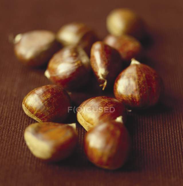 Sweet chestnuts, clos-up — Stock Photo