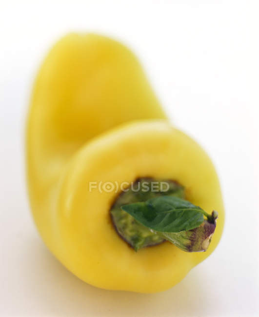 Paprika mit Stiel und Blatt — Stockfoto