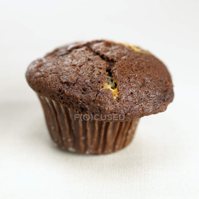 Un muffin al cioccolato — Foto stock