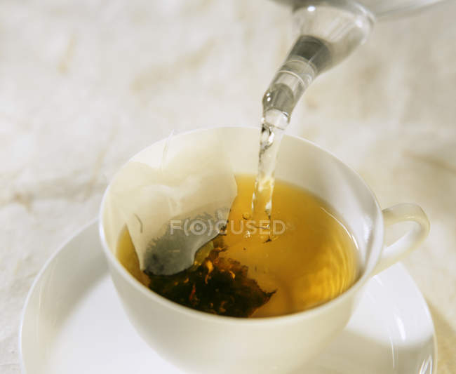Aromatisierter schwarzer Tee — Stockfoto