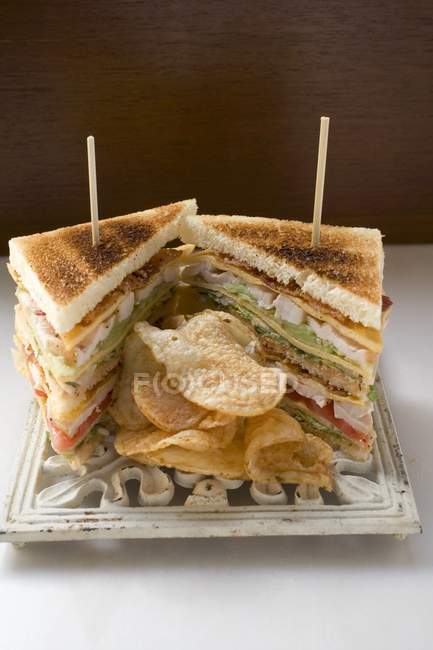 Sandwichs avec poitrine de poulet — Photo de stock